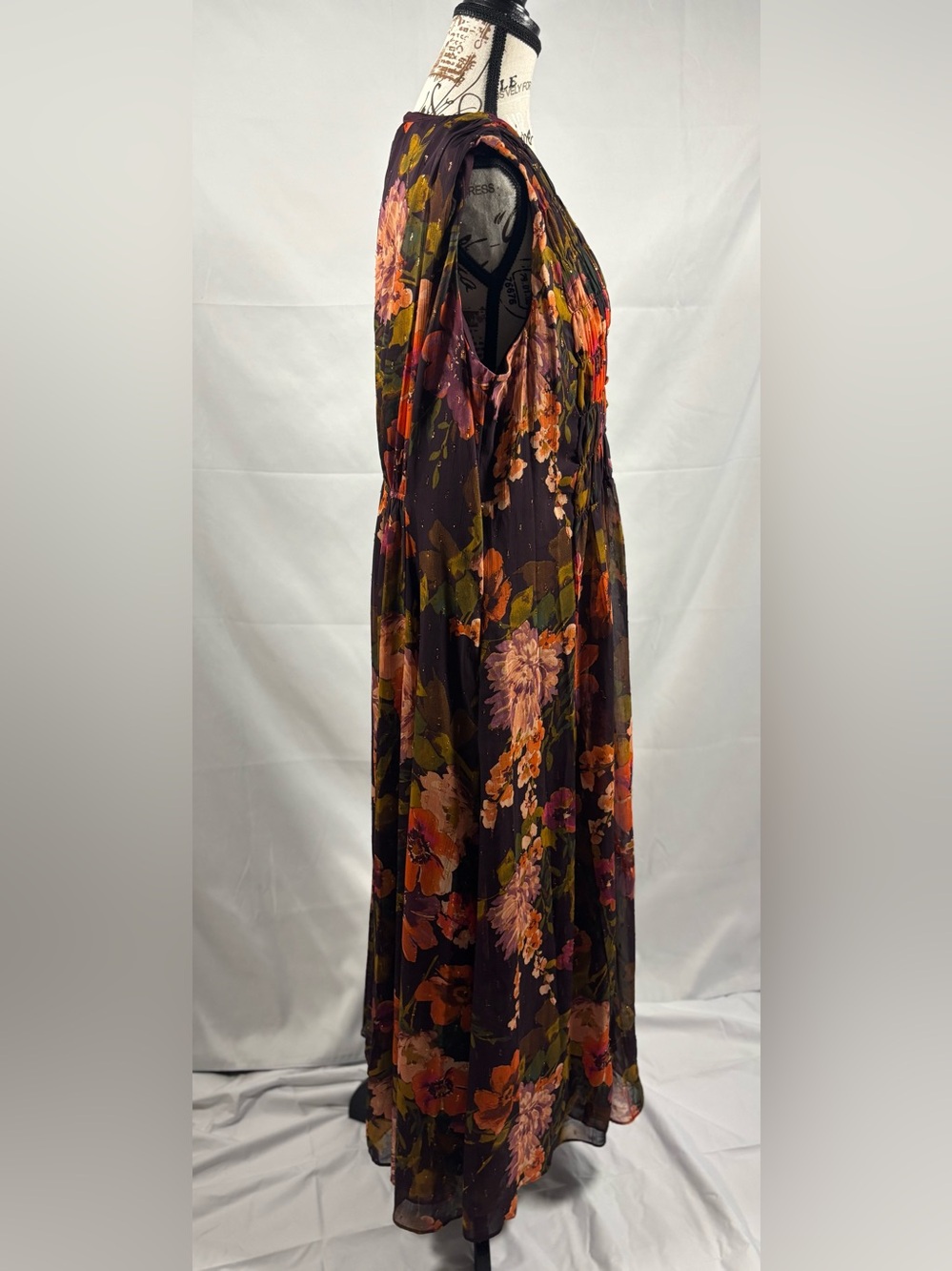 NWT Women’s Taylor Floral Smocked A-line Dress Size 16 - Picture 7 of 14